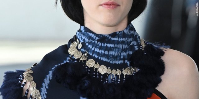 NEXT LOOK CLOSE UP
WOMEN
S/S 2023...