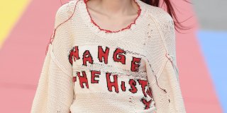 ‎ 

NEXT LOOK CLOSE UP
WOMENSWEAR COMPLETE...